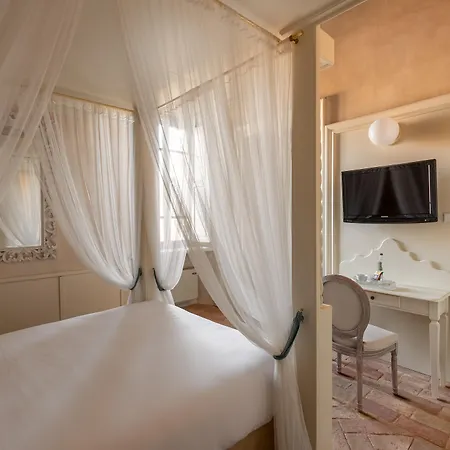 Palazzo Novello Hotel 3*